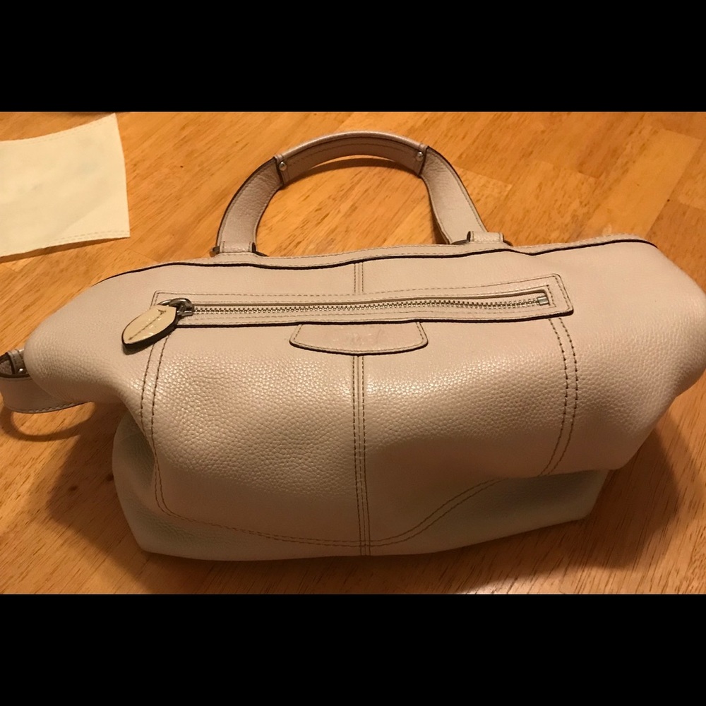 Coach Shoulder Bag - Off White With Rose Interior